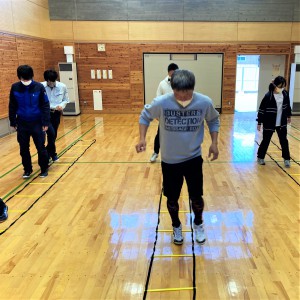 ラダー運動